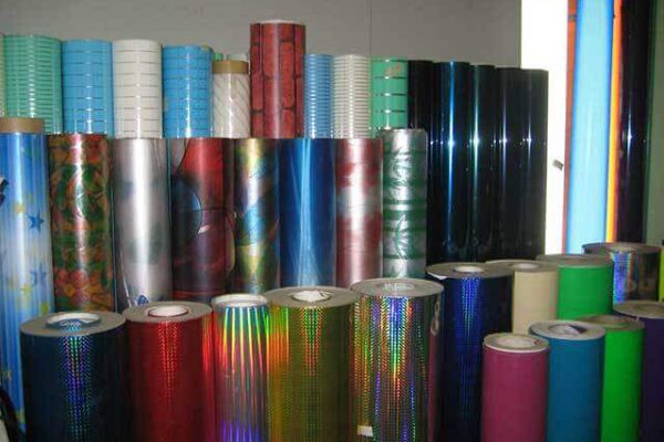 chọn giấy decal dán kính